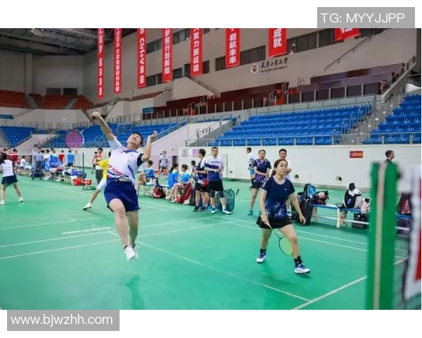 重庆羽毛球队战术实力强劲荣登全国第二名引发关注